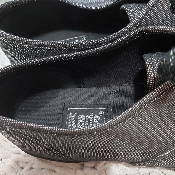 Keds silver metallic shoes- size 6.5 - Picture 2 of 8